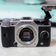 Illustration for article titled Pentaxs Q7 Interchangeable-Lens Camera Is Tiny Like a Point-and-Shoot